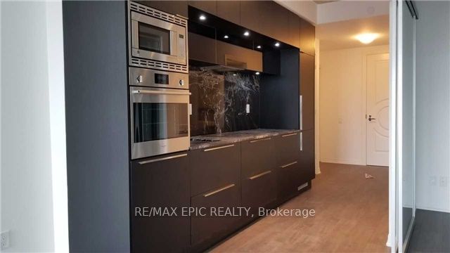 88 Blue Jays Way, unit 1215 for rent - image #11