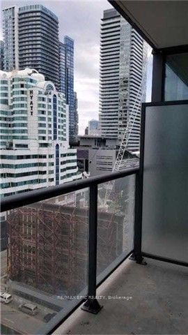 88 Blue Jays Way, unit 1215 for rent - image #3