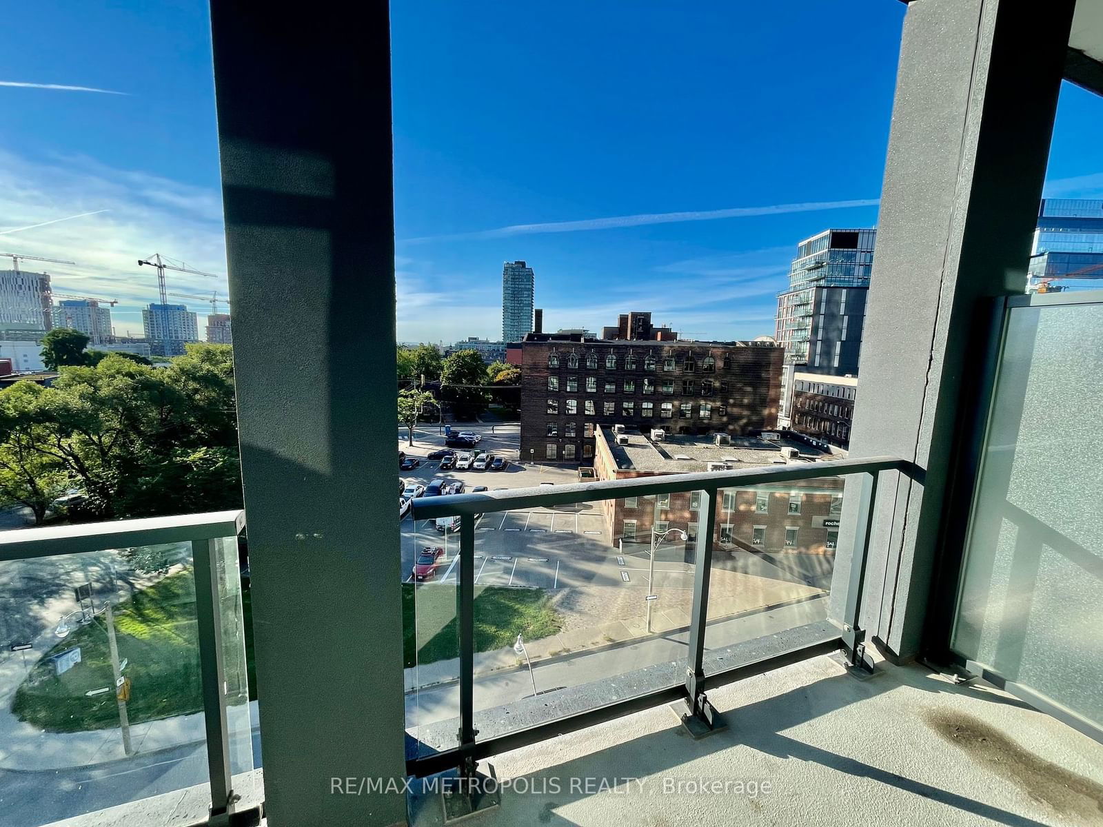 50 Power St, unit 510 for rent - image #16