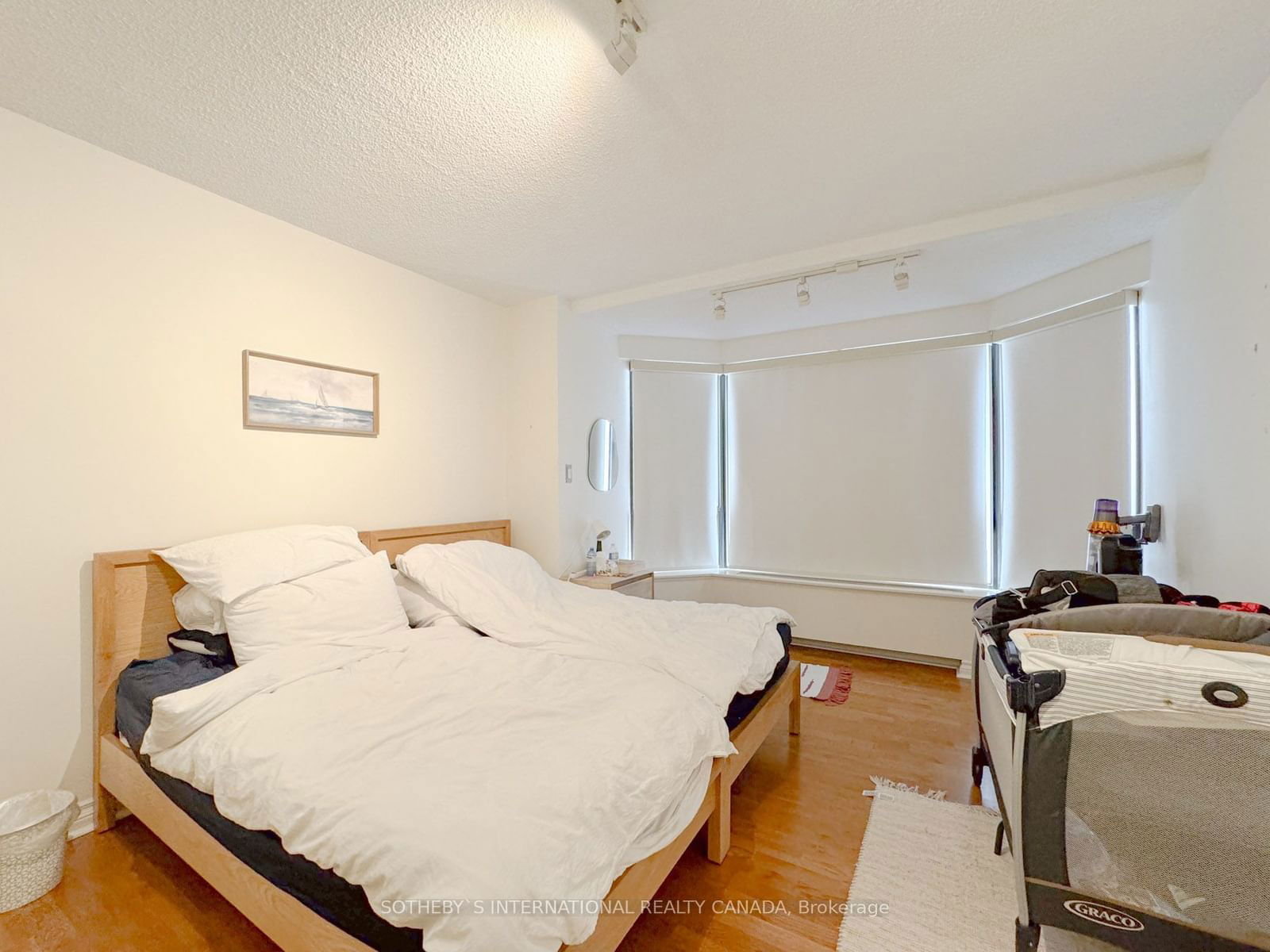 175 Cumberland St, unit 1802 for rent