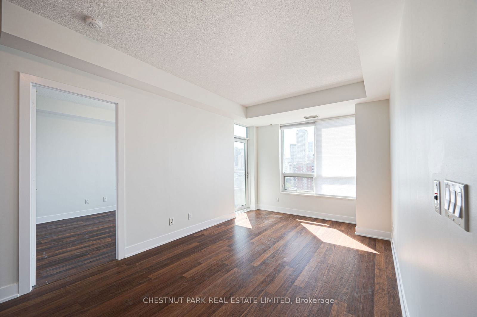 120 Homewood Ave, unit 1501 for sale