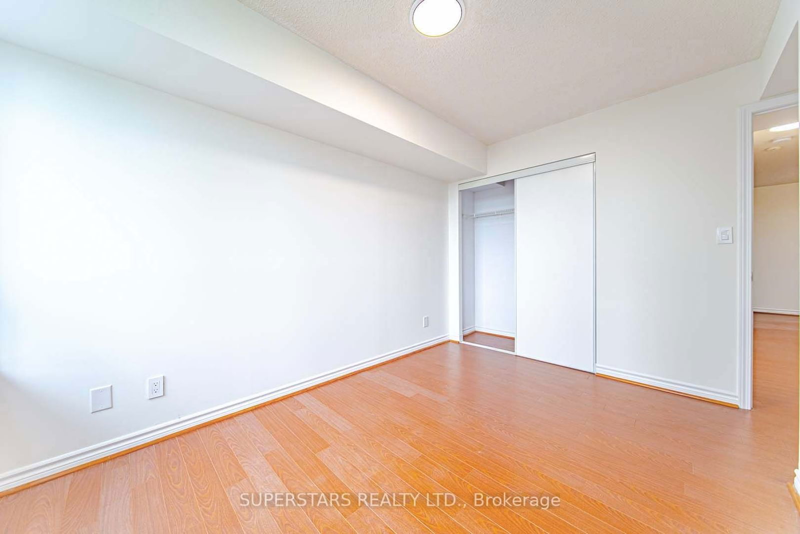 2 Rean Dr, unit 1008 for sale - image #11