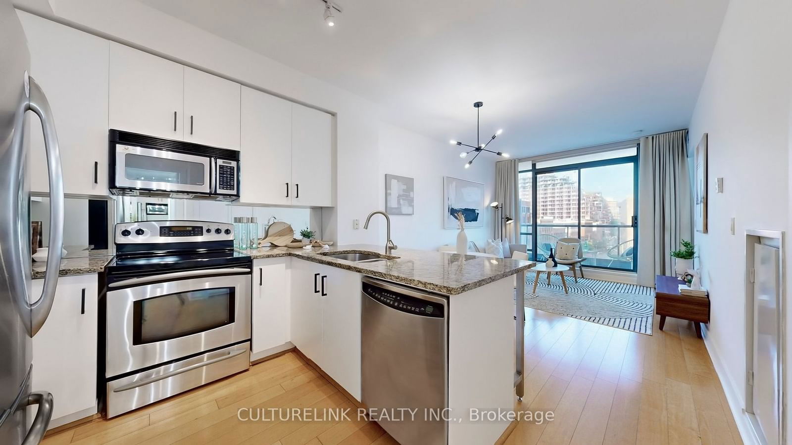 438 King St W, unit 610 for sale - image #3