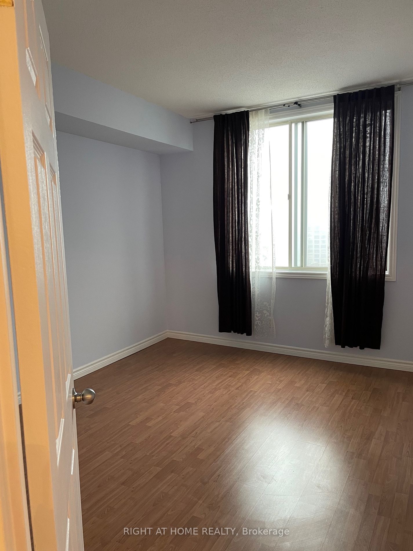 25 GRENVILLE St, unit LPH1 for rent