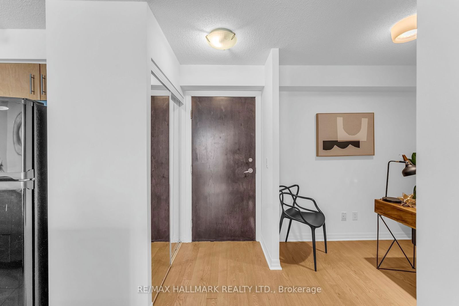 16 Yonge St, unit 1908 for sale - image #3