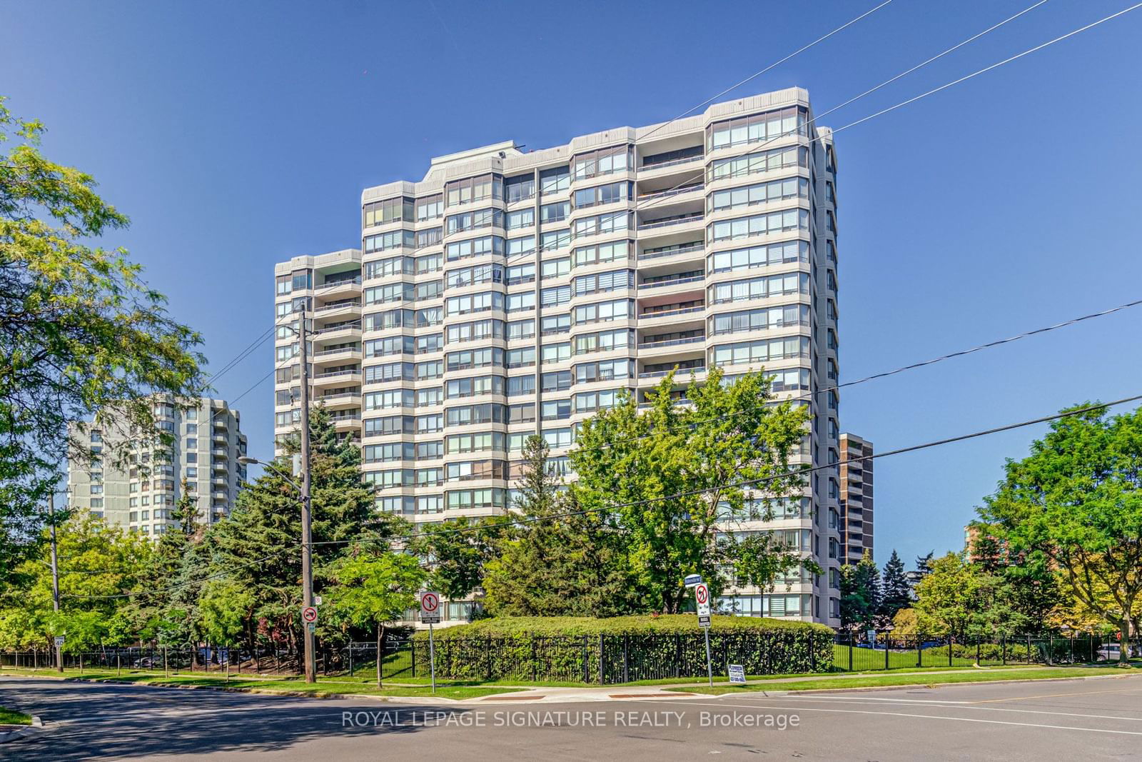 1101 Steeles Ave W, unit 1201 for sale