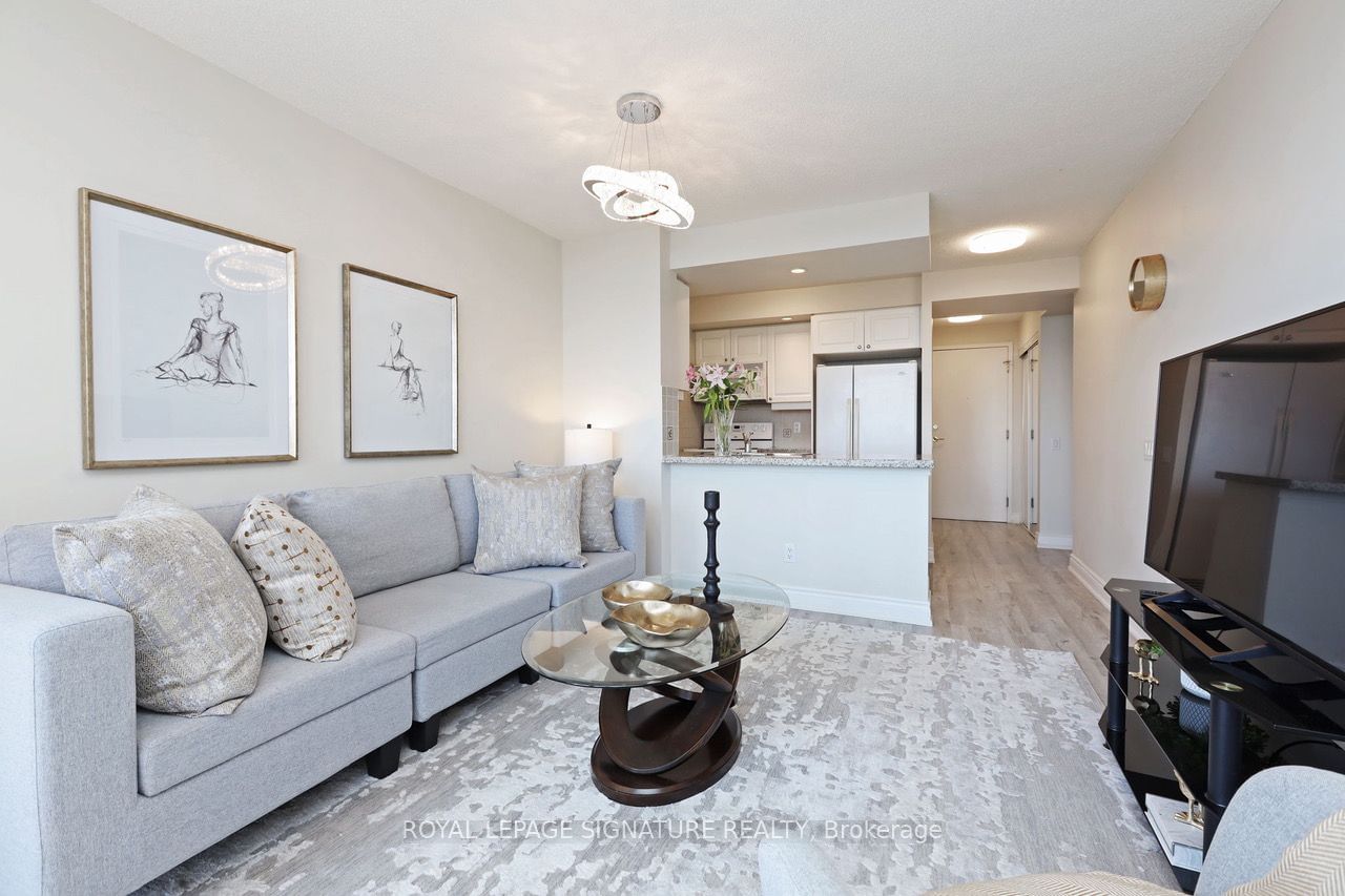 10 Northtown Way, unit 814 for sale - image #17