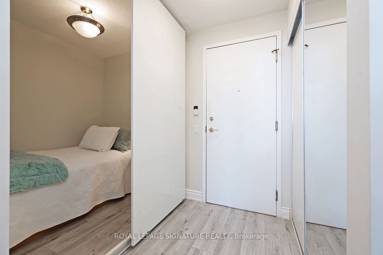 10 Northtown Way, unit 814 for sale - image #7