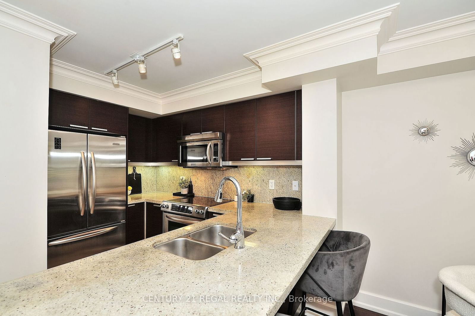 650 Sheppard Ave E, unit 316 for sale