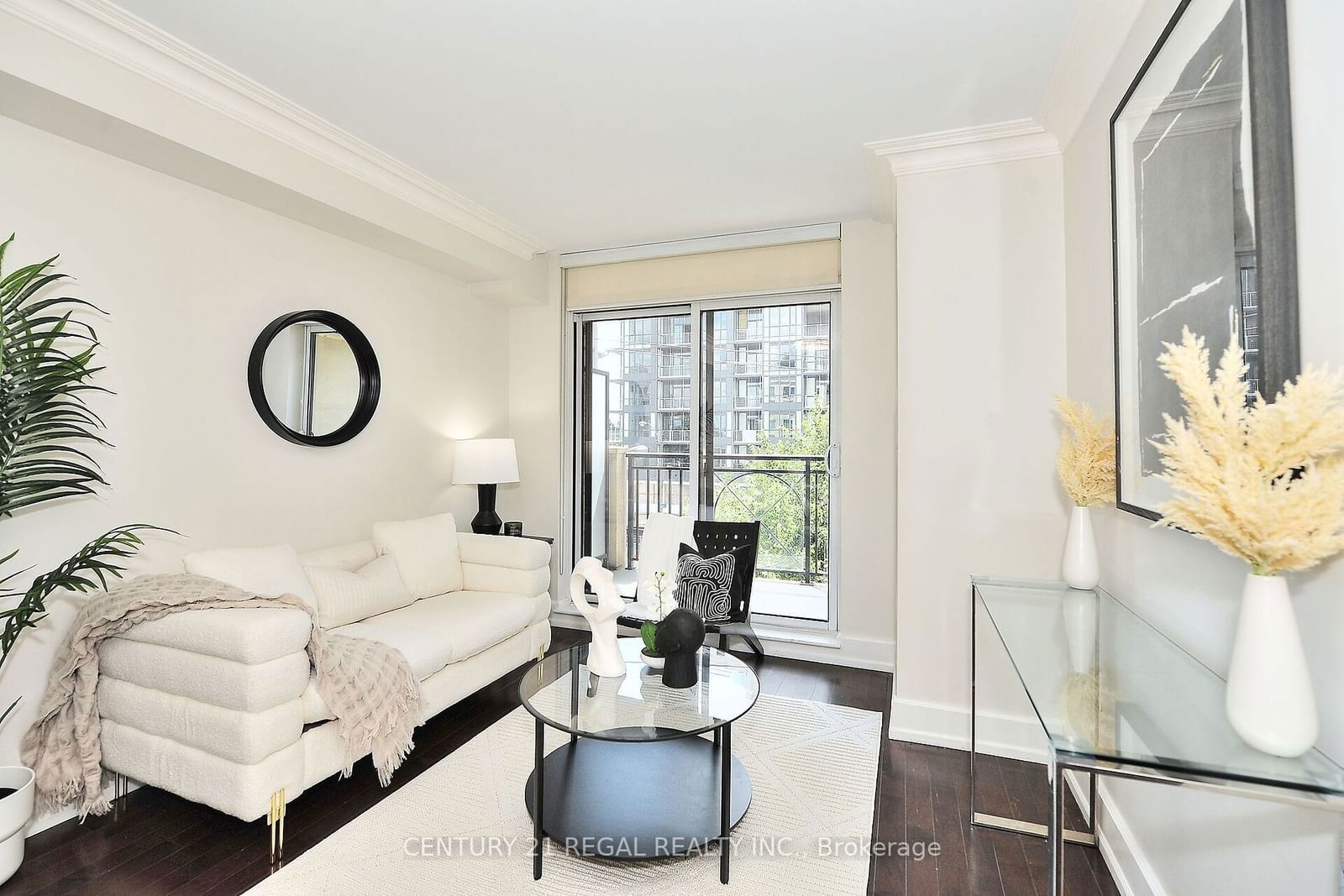 650 Sheppard Ave E, unit 316 for sale