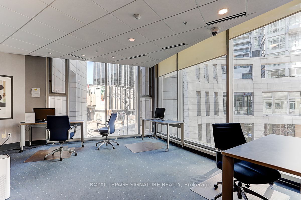 2181 Yonge St, unit 1601 for rent - image #27