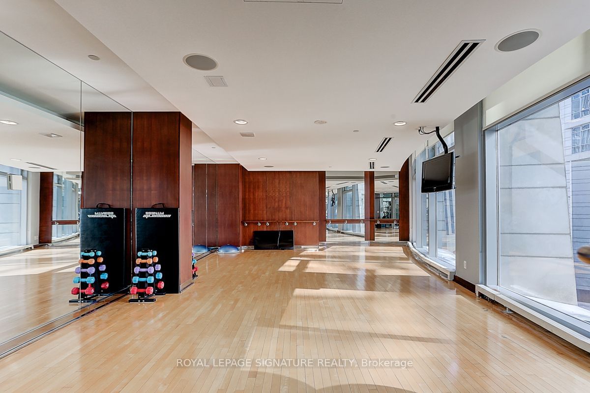 2181 Yonge St, unit 1601 for rent - image #32