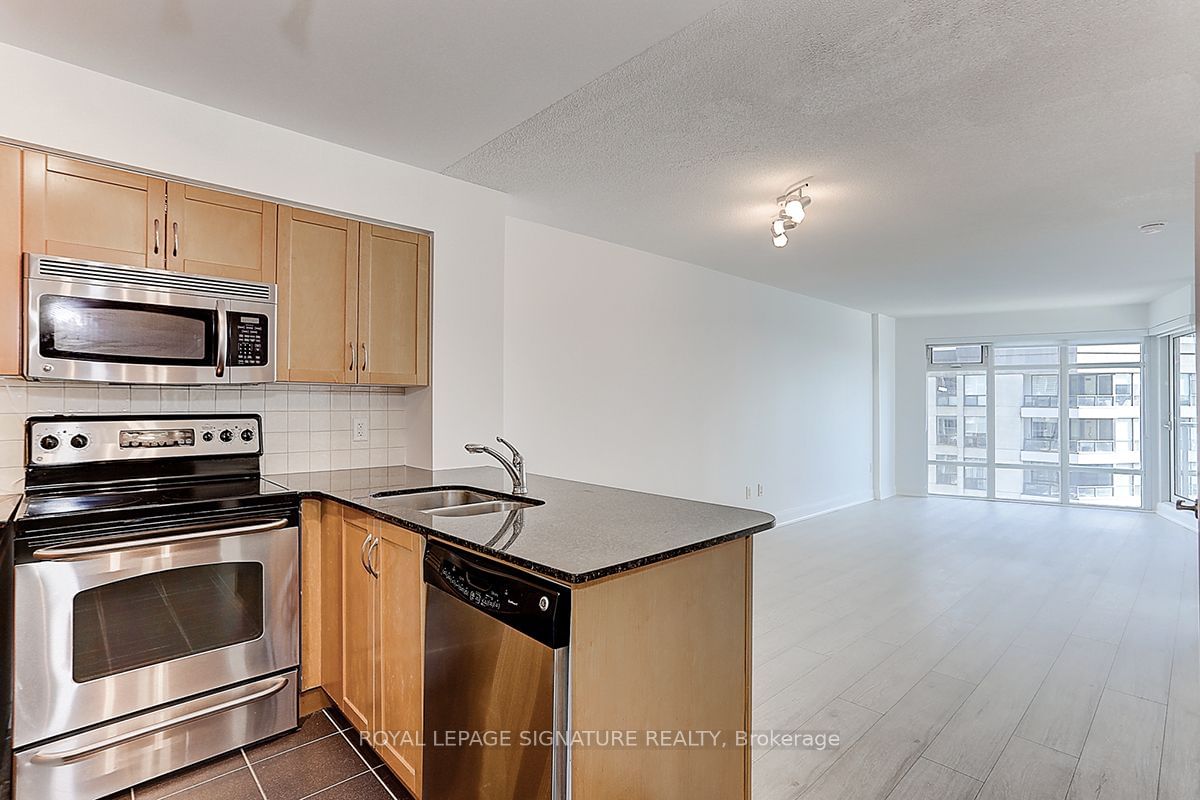 2181 Yonge St, unit 1601 for rent - image #4