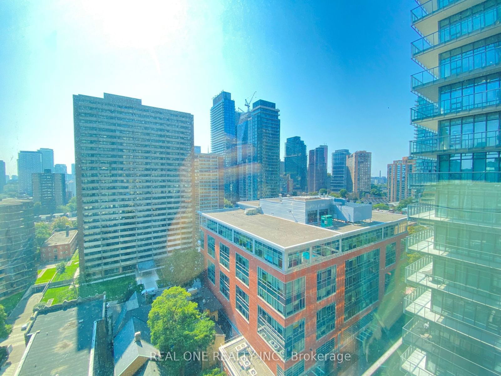 45 Charles St E, unit 1602 for sale