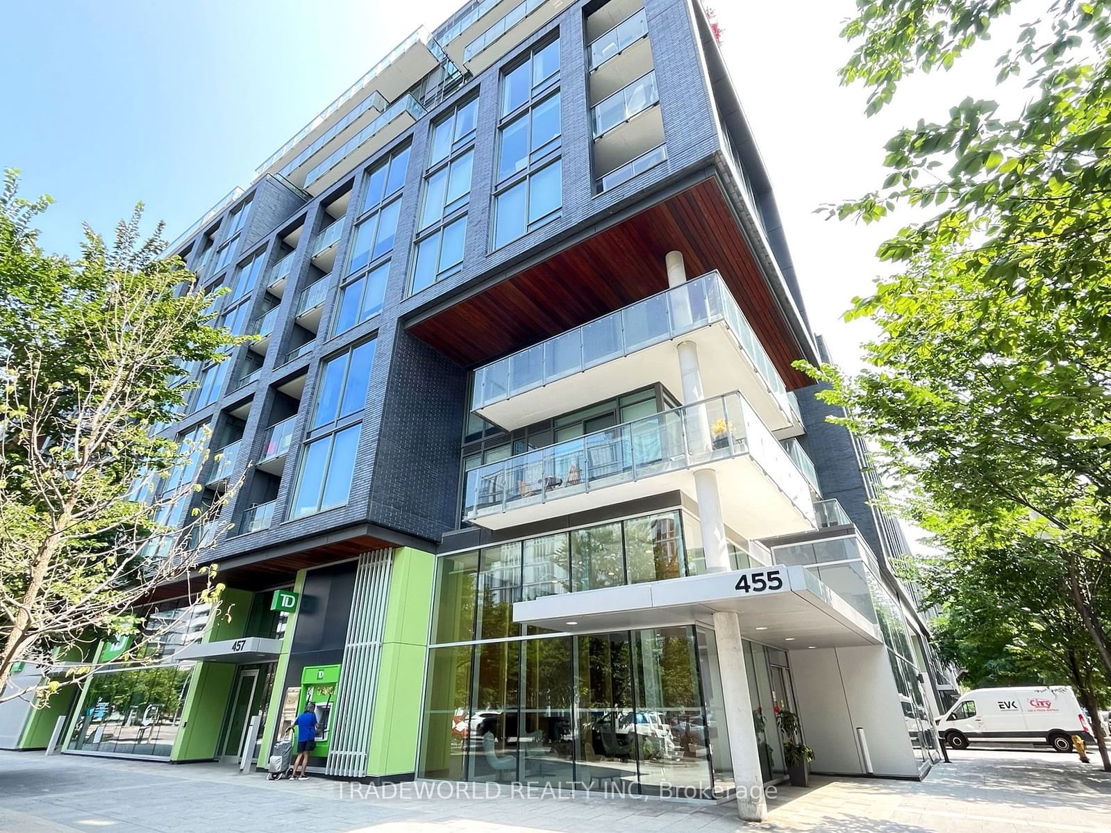 455 Front St E, unit S423 for sale