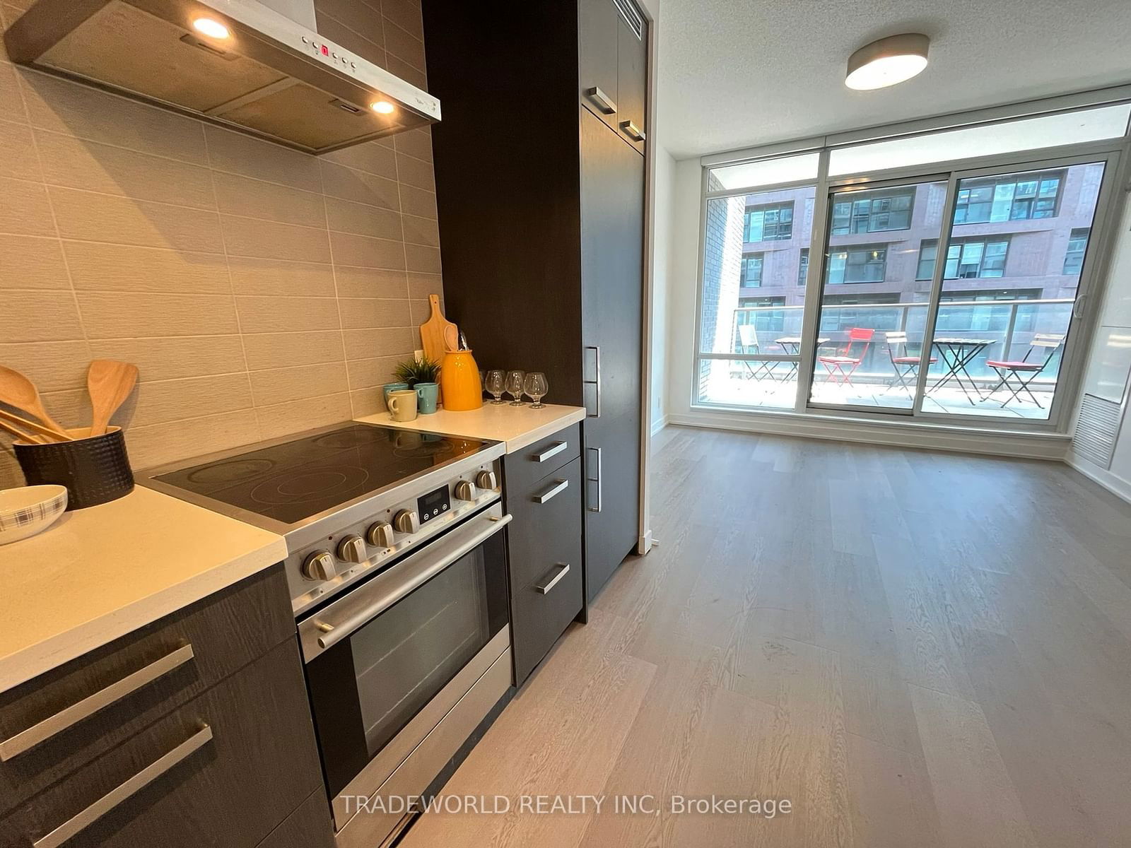 455 Front St E, unit S423 for sale