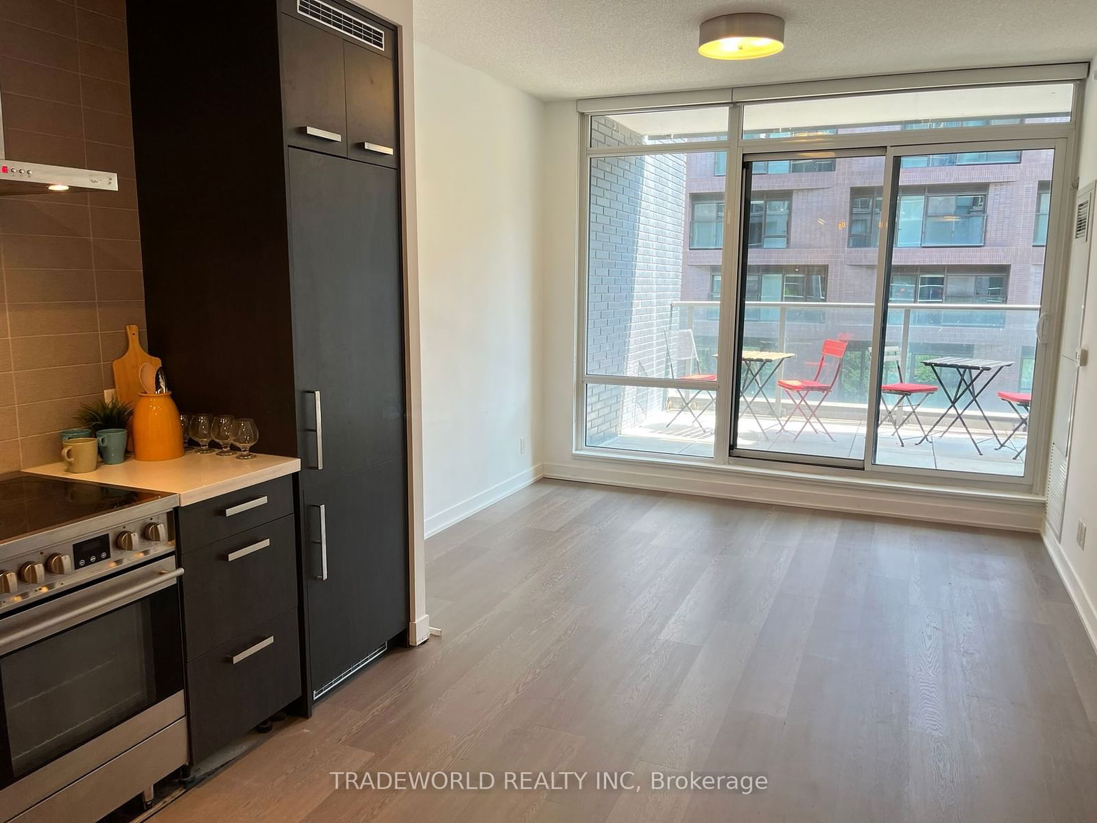 455 Front St E, unit S423 for sale