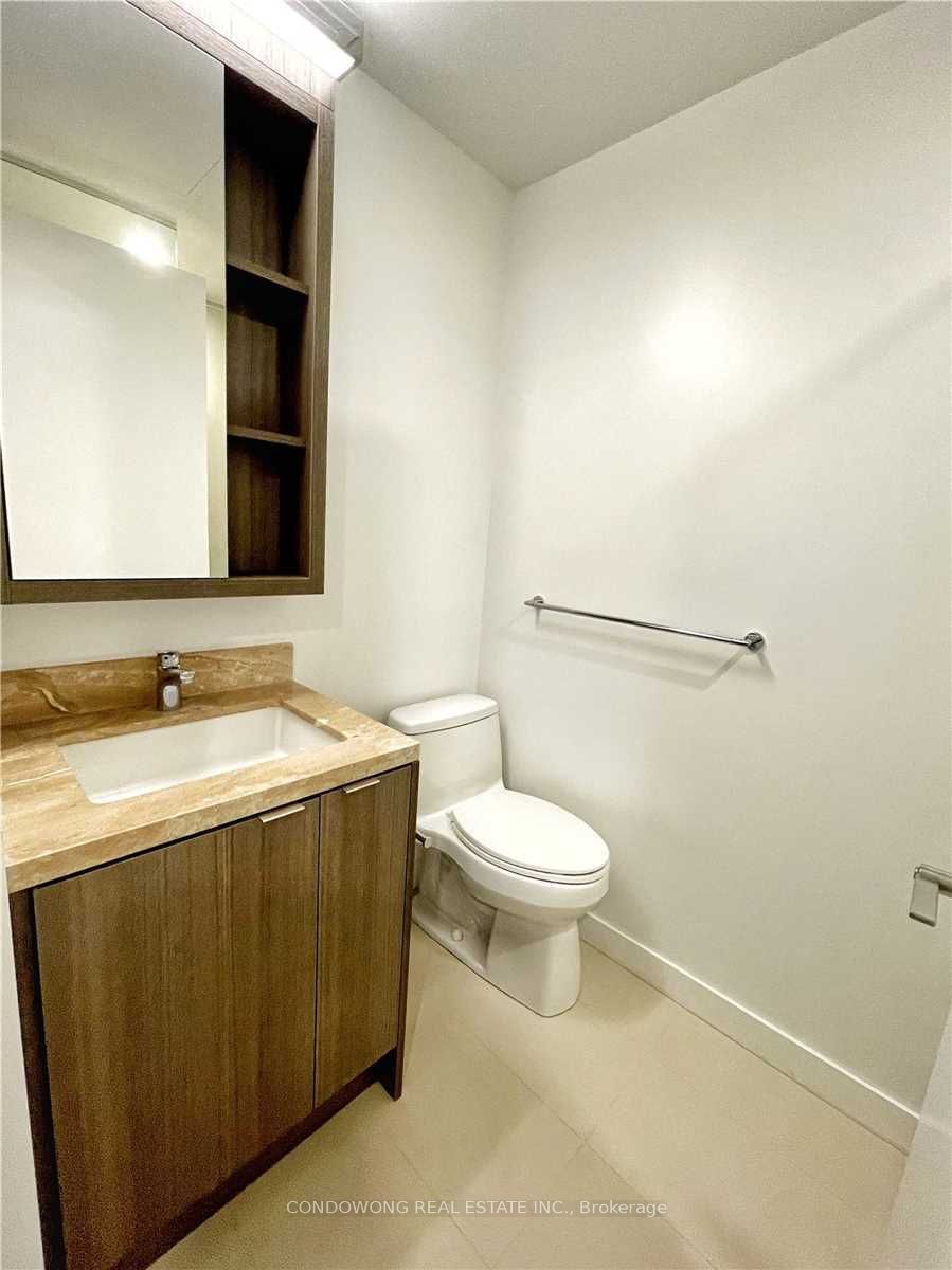 115 Blue Jays Way, unit 1812 for rent - image #6