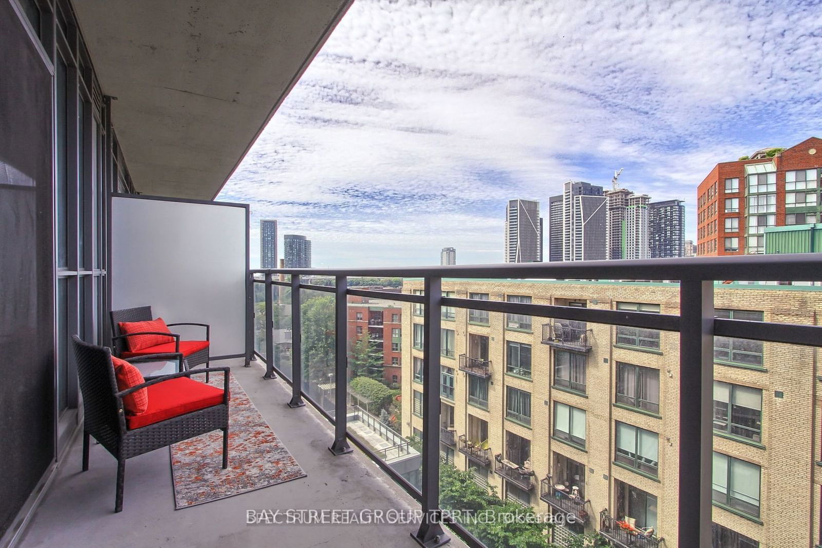 775 King St W, unit 707 for rent - image #17