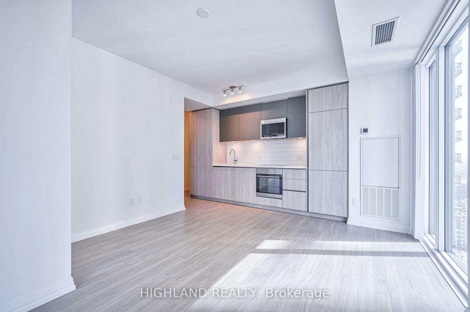 8 Widmer St, unit 3605 for rent - image #15