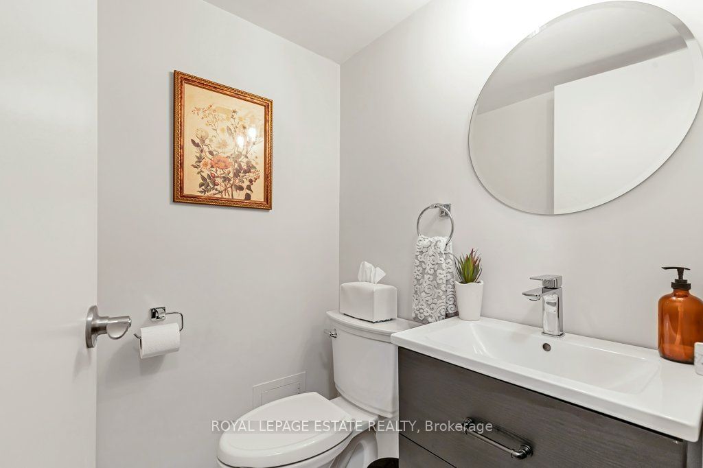 35 Church St, unit 404 for sale - image #27