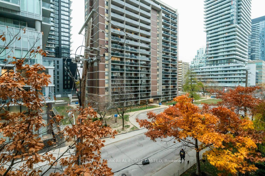 Redpath Residences, Midtown, Toronto