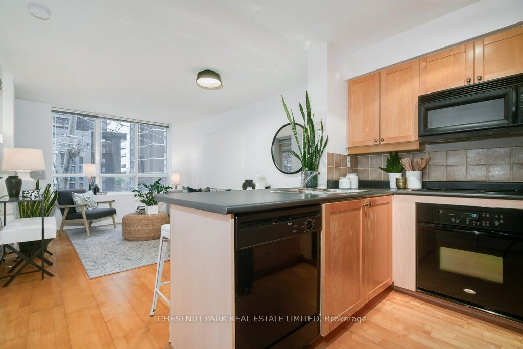 188 Redpath Ave, unit 406 for sale - image #8