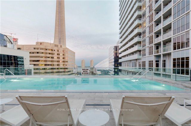 300 Front St W, unit 4802 for sale - image #36