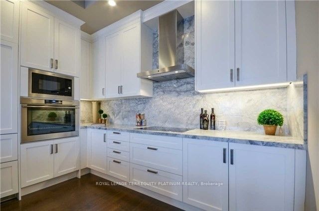 300 Front St W, unit 4802 for sale - image #7