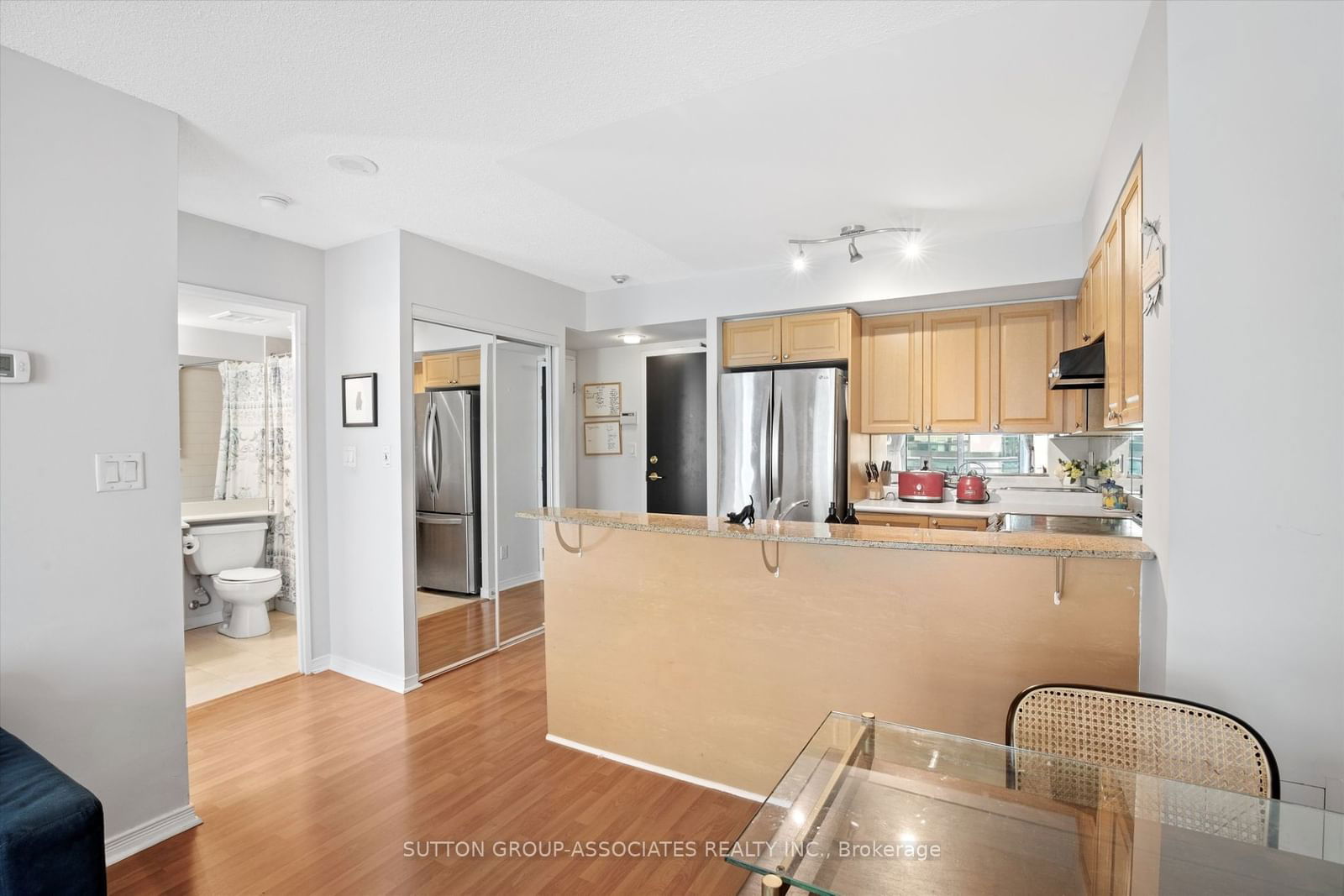 230 King St E, unit 1413 for sale - image #11