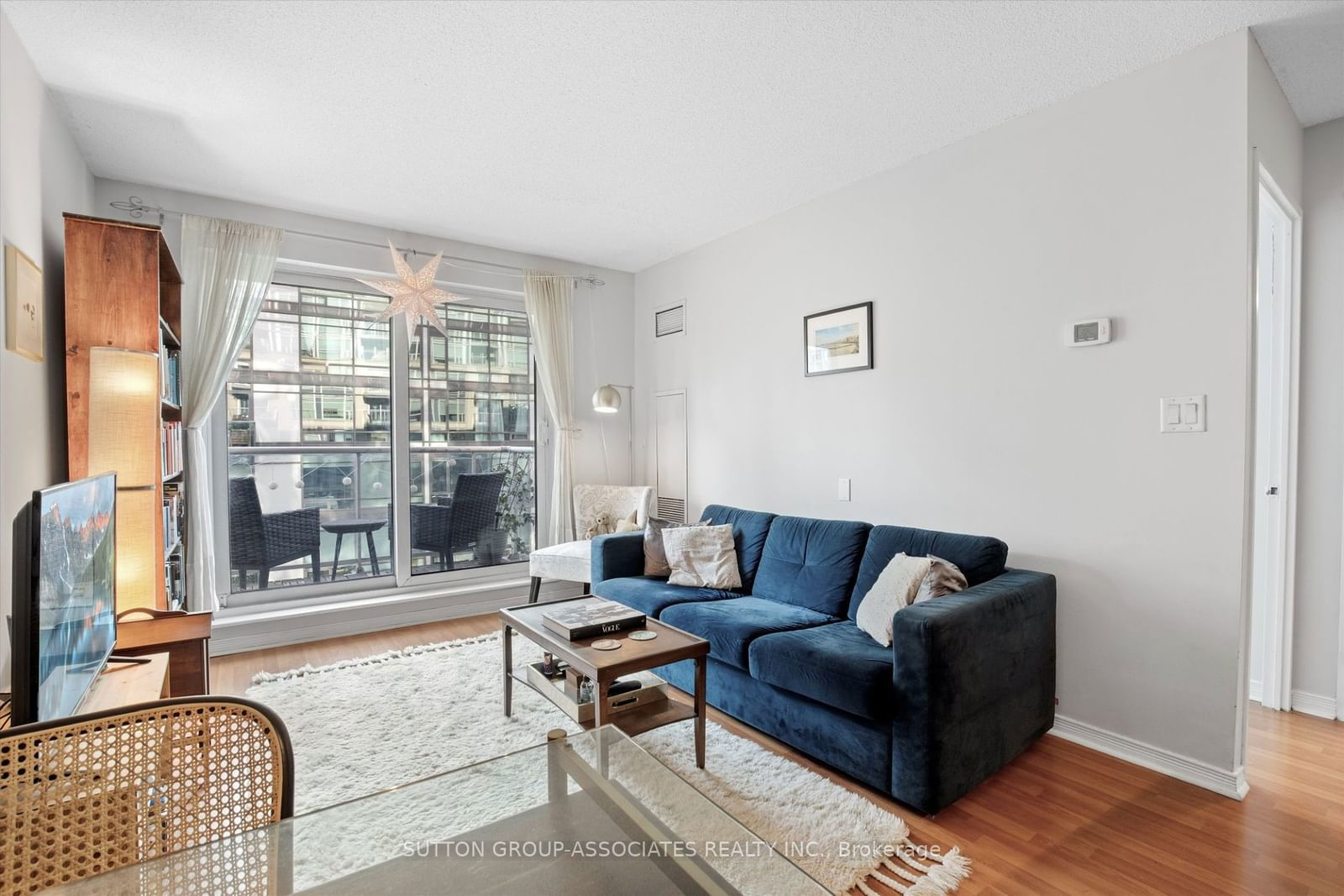 230 King St E, unit 1413 for sale - image #14