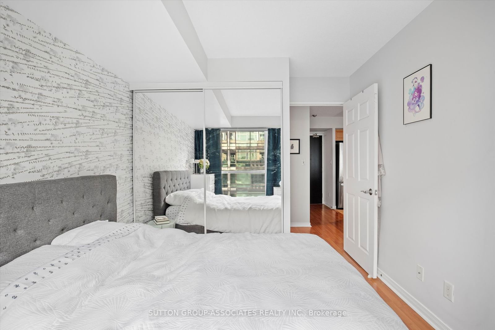 230 King St E, unit 1413 for sale - image #22