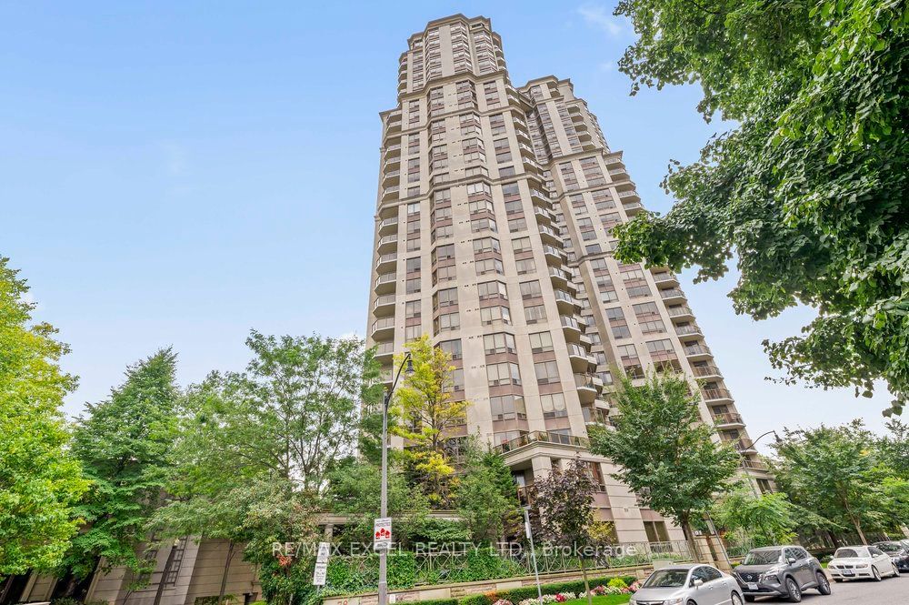 78 Harrison Garden Blvd, unit 103 for sale - image #2