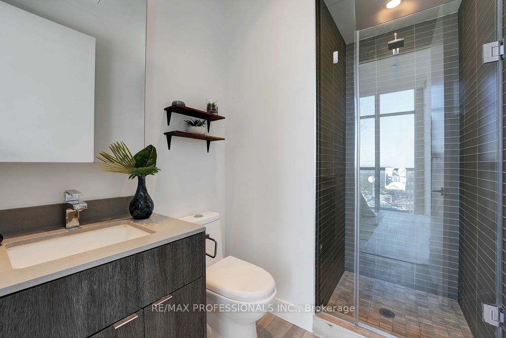 7 Grenville St, unit 6512 for sale - image #19