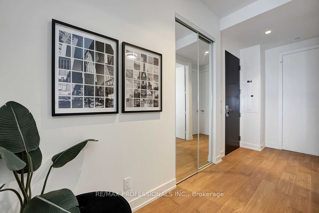 7 Grenville St, unit 6512 for sale - image #6