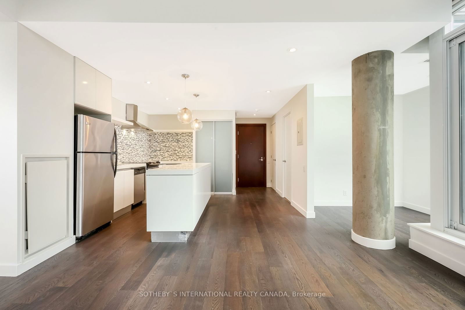 75 Portland St, unit 918 for sale - image #8