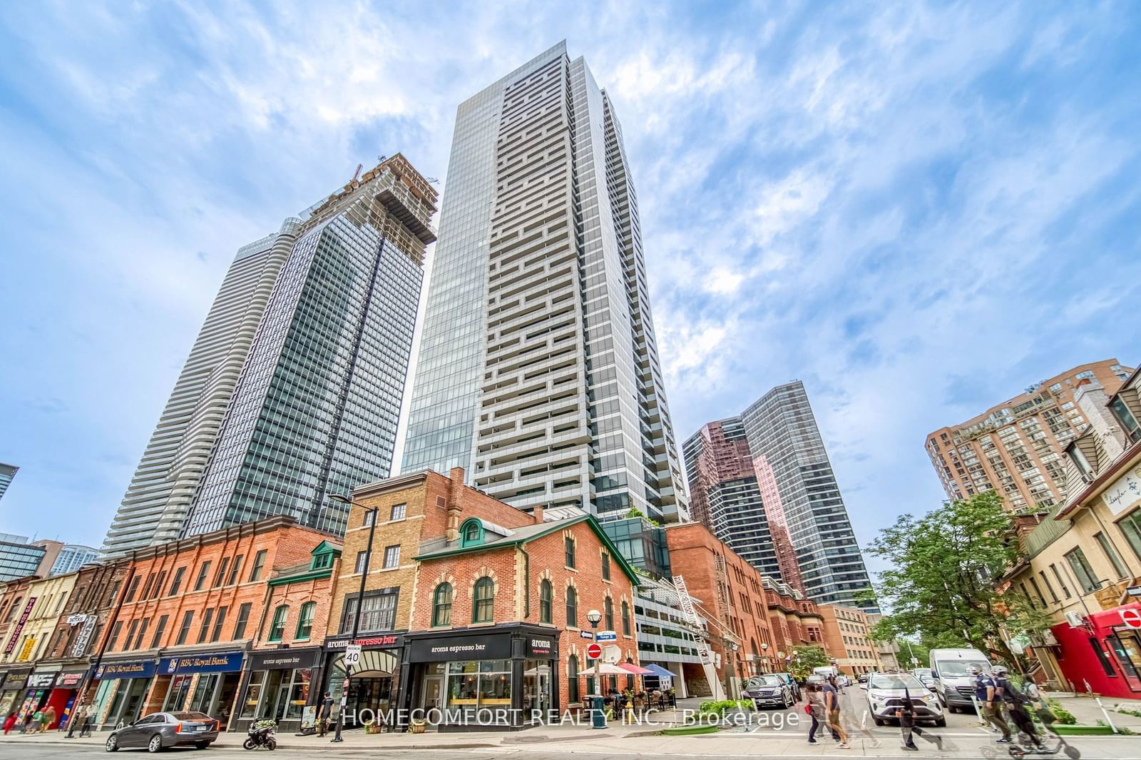 5 St Joseph St, unit 1702 for rent