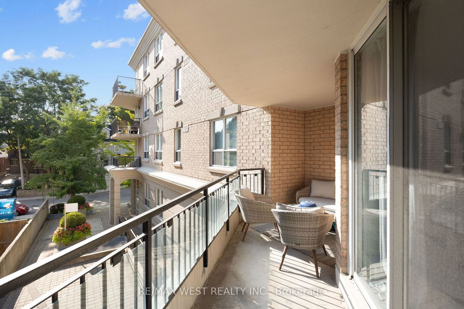 55 Lorindale Ave, unit 201 for sale - image #14