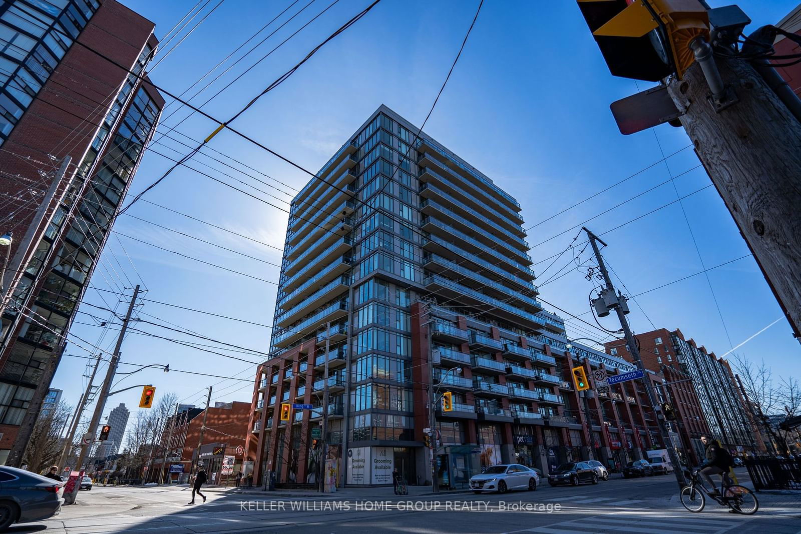 775 King St W, unit 430W for rent - image #26