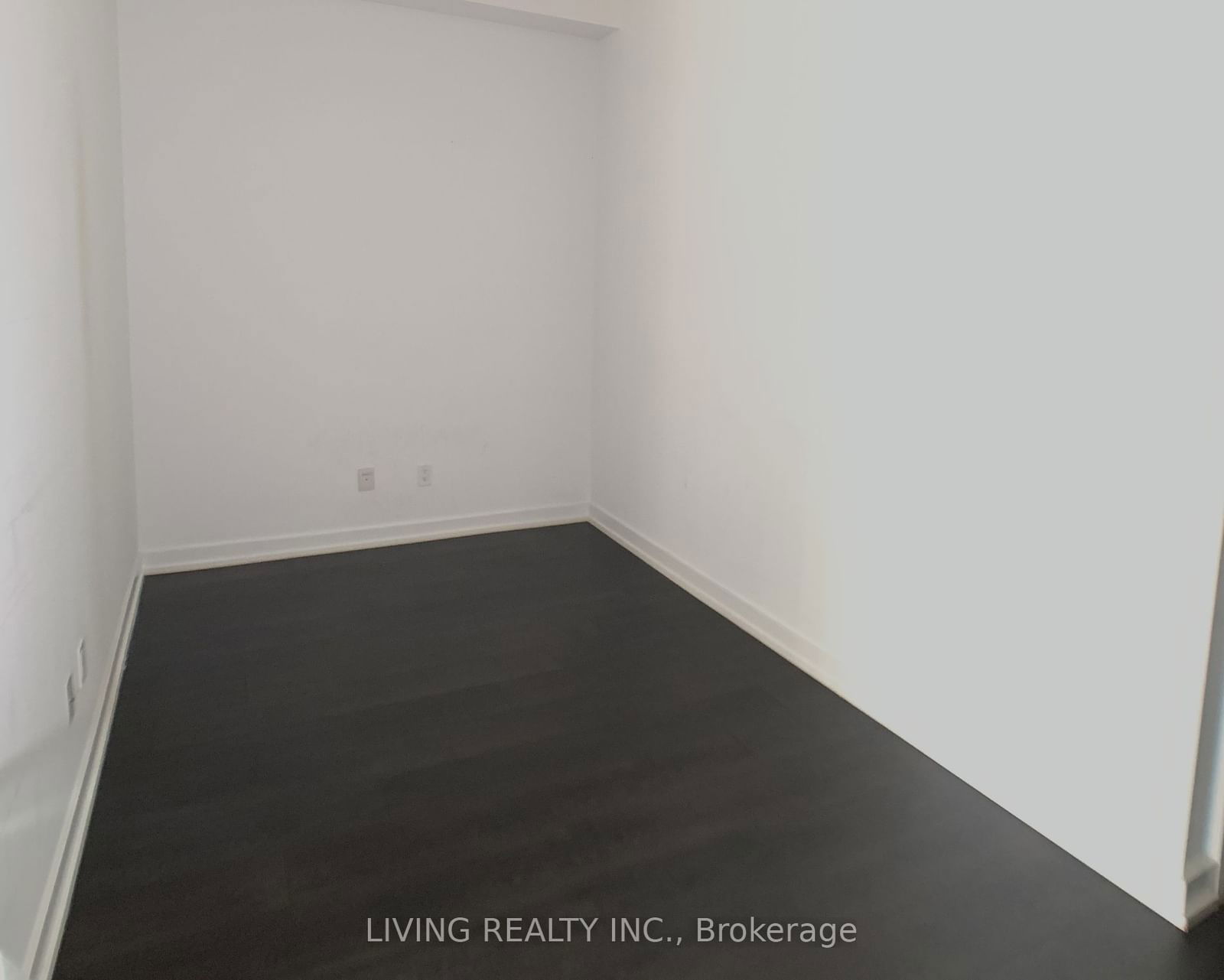 297 College St, unit 507 for rent - image #8