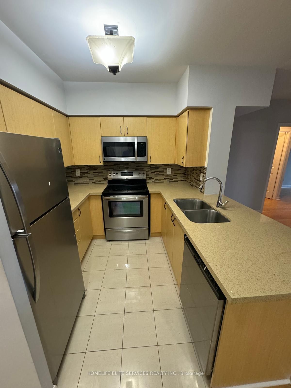 4978 Yonge St, unit 3703 for rent