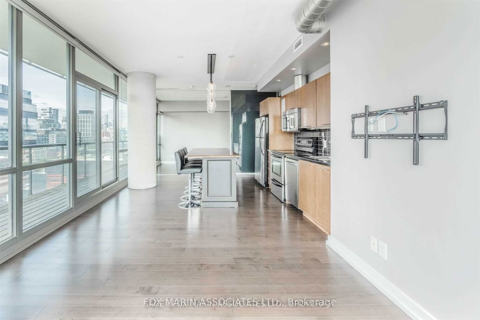 33 Mill St, unit 1107 for rent - image #20