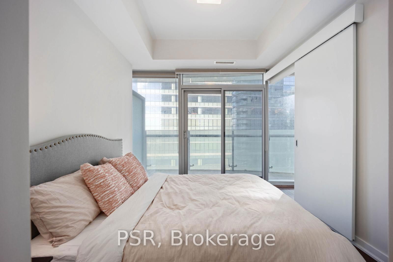 12 York St, unit 3210 for sale - image #14