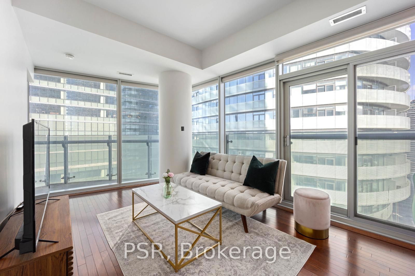 12 York St, unit 3210 for sale - image #7