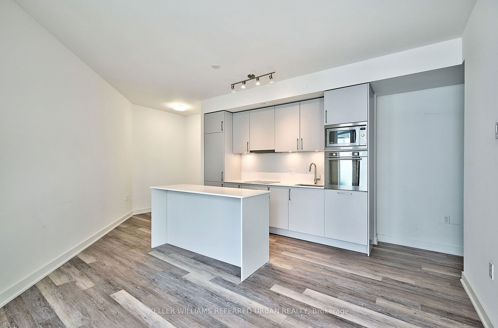 27 Bathurst St, unit 1618 for rent - image #8