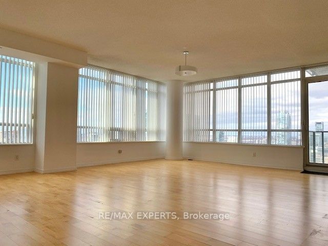 65 Bremner Blvd, unit 4805 for rent