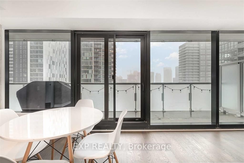 11 Charlotte St, unit 2401 for rent - image #5