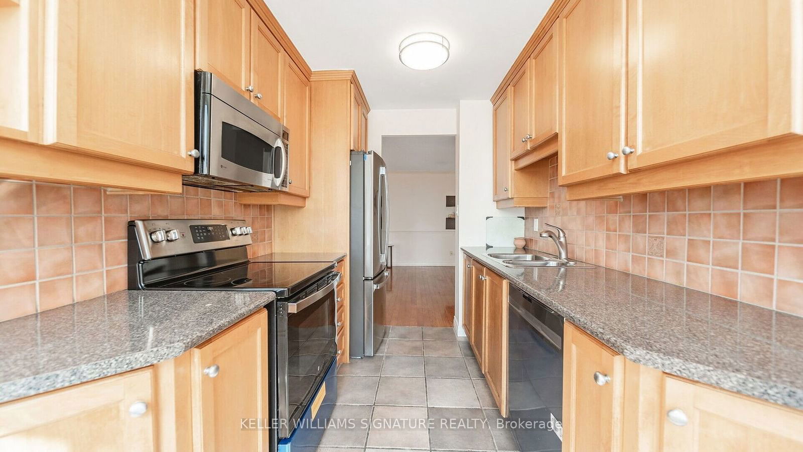 633 Bay St, unit 2408 for rent - image #27