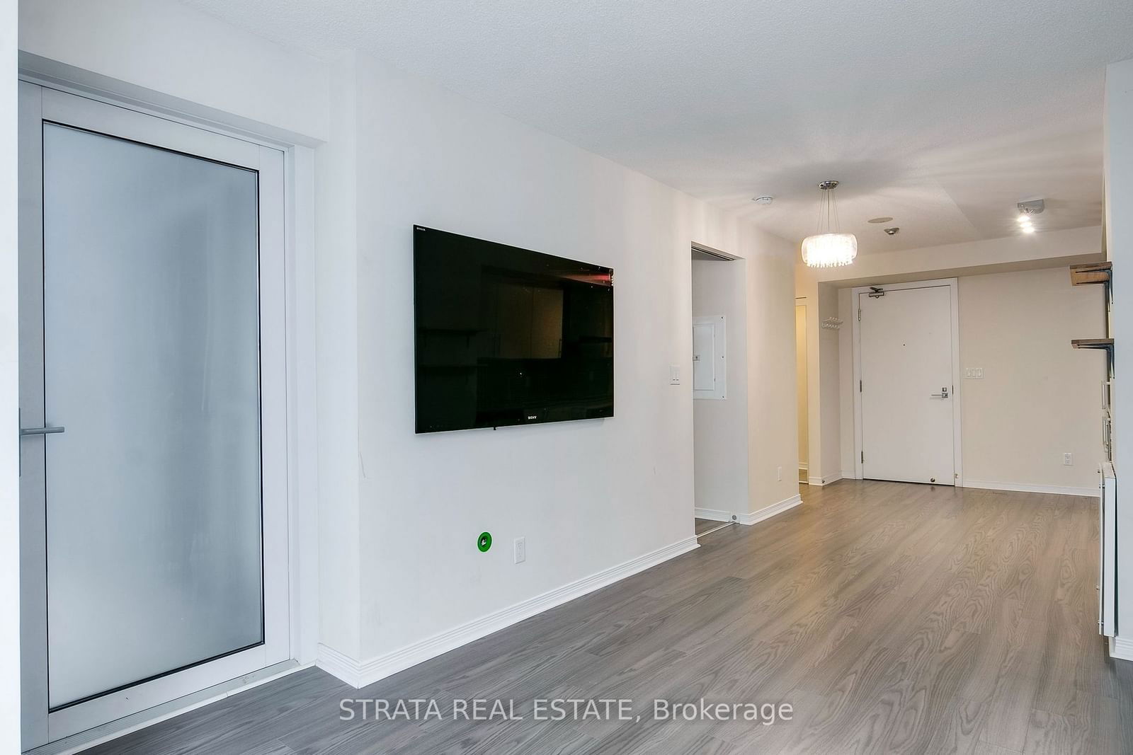 352 Front St W, unit 522 for sale - image #8