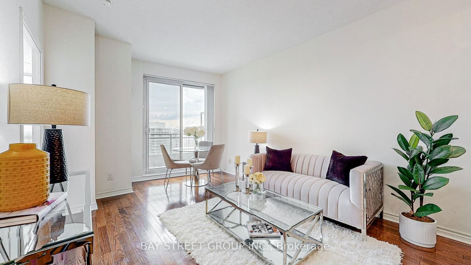 18 Holmes Ave, unit 2408 for sale - image #10